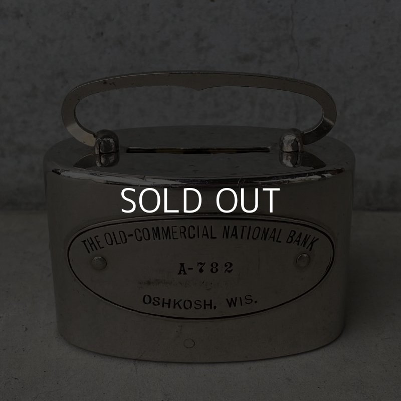 画像2: VINTAGE ANTIQUE COIN BANK OSHKOSH ヴィンテージ アンティーク オシュコシュ コインバンク 貯金箱 アメリカ / コレクタブル オブジェ インテリア ノベルティー 銀行 USA (2)