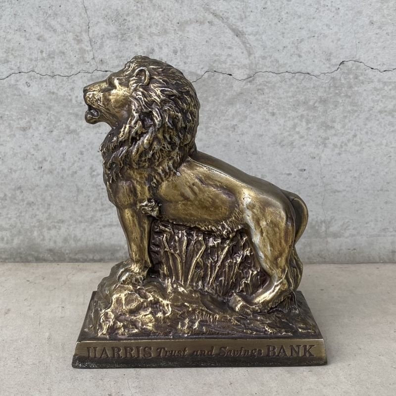 画像1: VINTAGE ANTIQUE COINBANK LION ヴィンテージ アンティーク コインバンク 貯金箱 ライオン / コレクタブル オブジェ ノベルティー 銀行 動物 置物 アメリカ