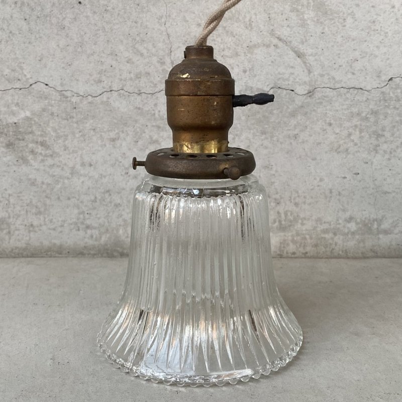 画像2: VINTAGE ANTIQUE LAMP ヴィンテージ アンティーク 吊り下げライト / ライト ペンダントライト ガラスシェード  スカート 天井照明 アメリカ