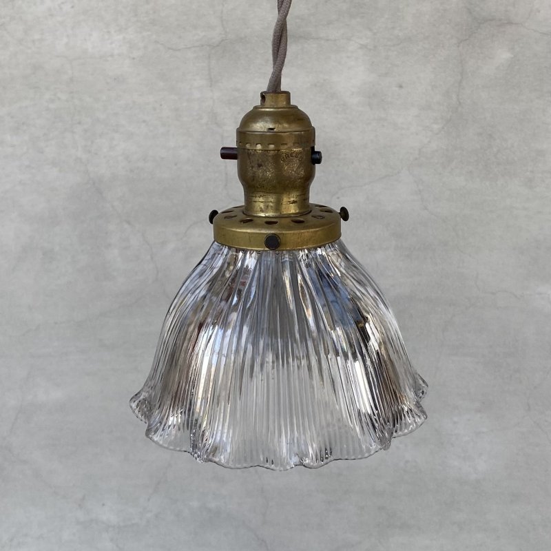 画像1: VINTAGE ANTIQUE LAMP ヴィンテージ アンティーク 吊り下げライト / ライト ペンダントライト ガラスシェード 天井照明 店舗什器 アメリカ (1)