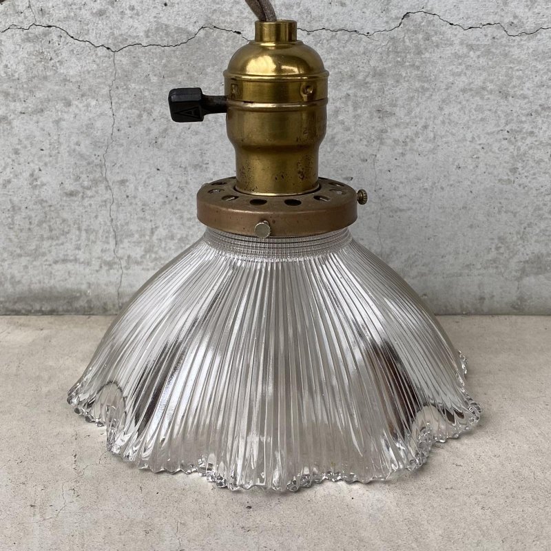 画像2: VINTAGE ANTIQUE LAMP ヴィンテージ アンティーク 吊り下げライト / ライト ペンダントライト ガラスシェード 天井照明 店舗什器 アメリカ (2)