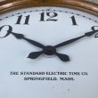 画像7: VINTAGE ANTIQUE WALL CLOCK THE STANDARD ELECTRIC TIME CO. ヴィンテージ アンティーク ウォールクロック 壁掛け時計 / インダストリアル スクールクロック 木製 ブラウン 茶色 店舗什器 アメリカ USA (7)