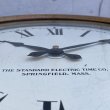 画像7: VINTAGE ANTIQUE WALL CLOCK THE STANDARD ELECTRIC TIME CO. ヴィンテージ アンティーク ウォールクロック 壁掛け時計 / ウッド 木製 正方形 ブラウン 茶色 店舗什器 アメリカ USA (7)