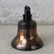 画像4: VINTAGE ANTIQUE LIBERTY BELL JAPANNED ヴィンテージ アンティーク リバティーベル 自由の鐘 ジャパンカラー ジャパンド / コレクタブル オブジェ 鈴 鐘 雑貨 小物 アメリカ (2) (4)