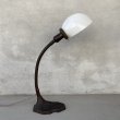 画像3: VINTAGE ANTIQUE DESKLAMP TREBOR MFG CO. ヴィンテージ アンティーク デスクランプ スタンドライト テーブルランプ 卓上ライト 照明 / ミルクガラスシェード グースネック アメリカ (3)